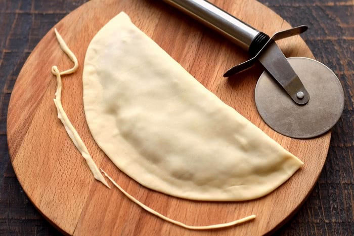 Рецепт простих чебуреків