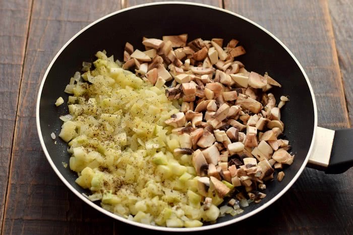 Рецепт човників з кабачків з грибами та сиром