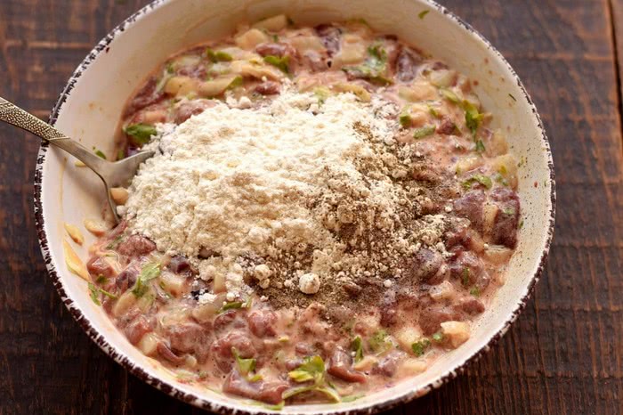 Рецепт швидких котлет з курячої печінки