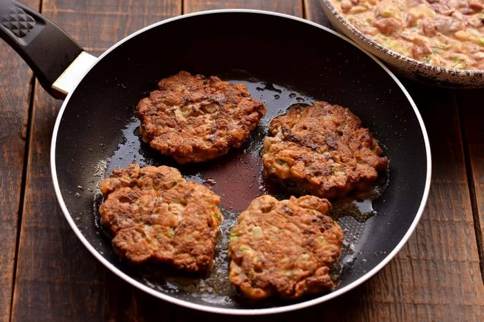 Рецепт швидких котлет з курячої печінки