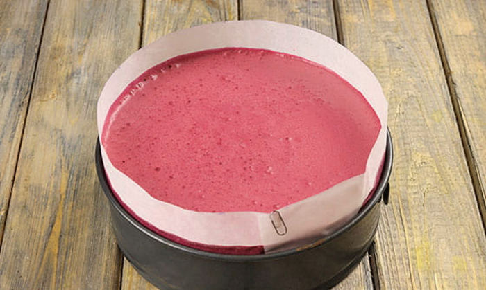 Рецепт мусового чорничного торта із дзеркальною глазур'ю