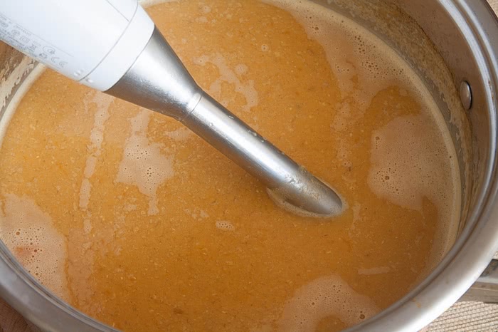 Рецепт гарбузового крем-супу з сочевицею, покроково, фото