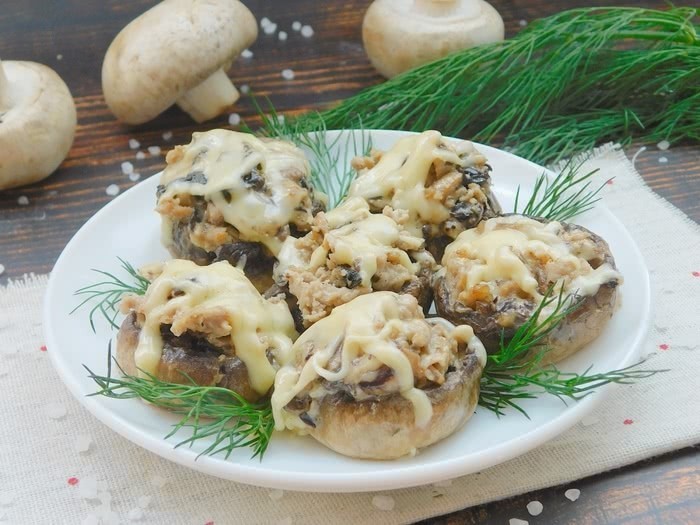 Рецепти фаршированих печериць