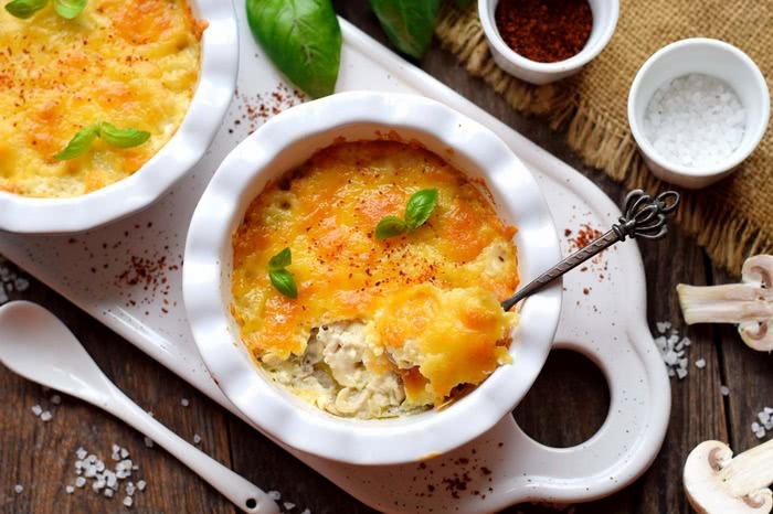 Жульєн з куркою та грибами