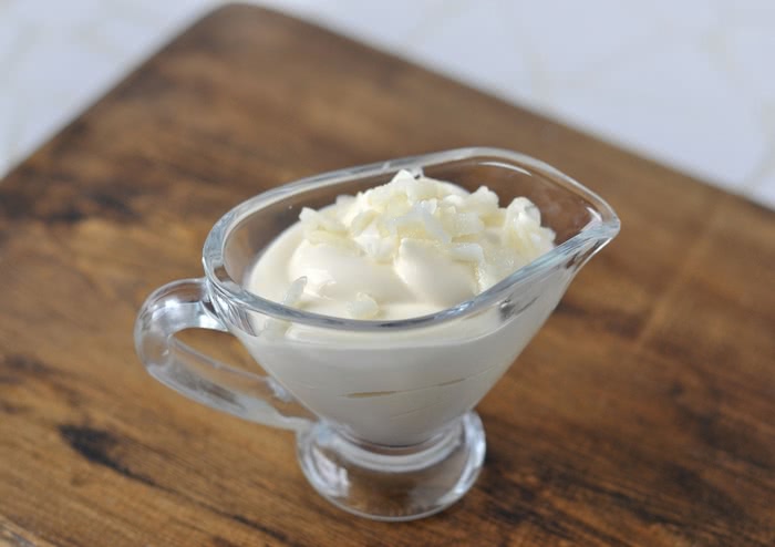 Рецепт салату з помідорами та сиром