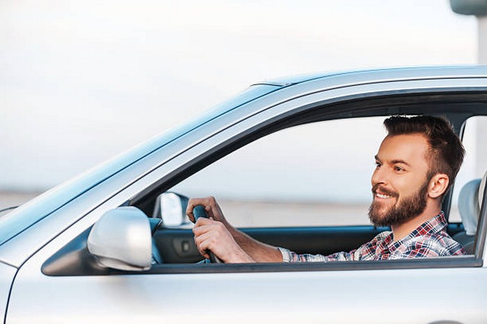 Автомобіль