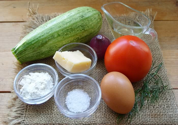 Рецепт піци з кабачків на сковороді